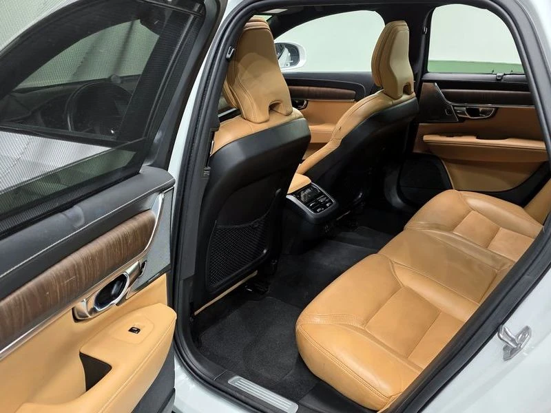 Volvo V90 2.0 Automatic, снимка 12 - Автомобили и джипове - 55955359