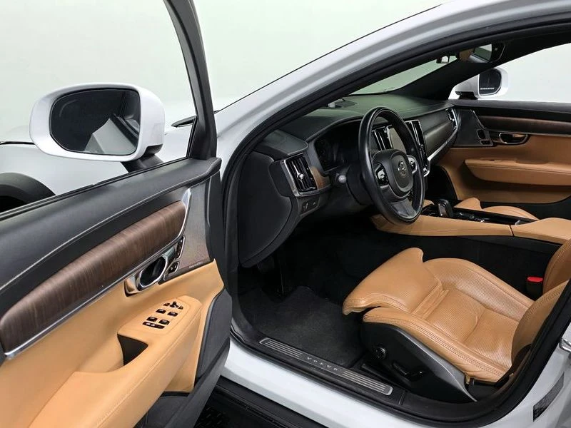 Volvo V90 2.0 Automatic, снимка 10 - Автомобили и джипове - 55955359