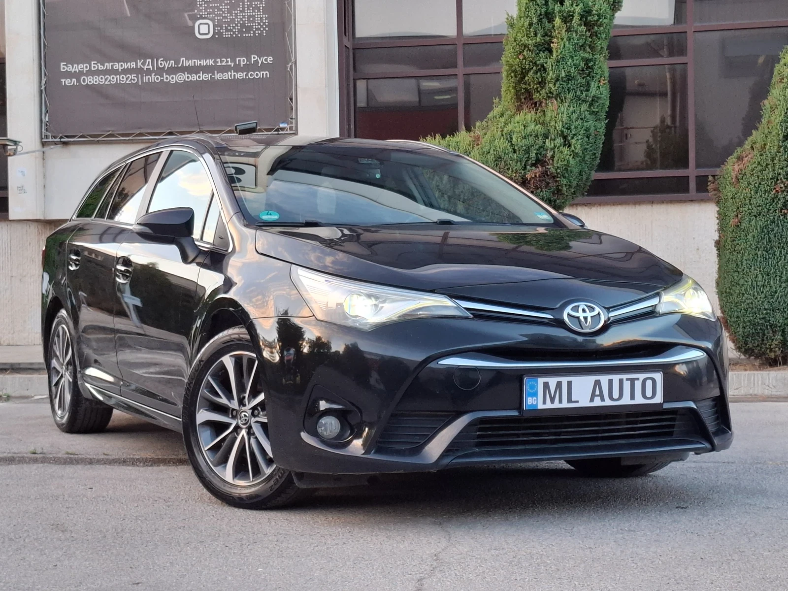 Toyota Avensis 2.0D4D 143hp * КЛИМАТРОНИК * EURO 6 * NAVI * , снимка 1