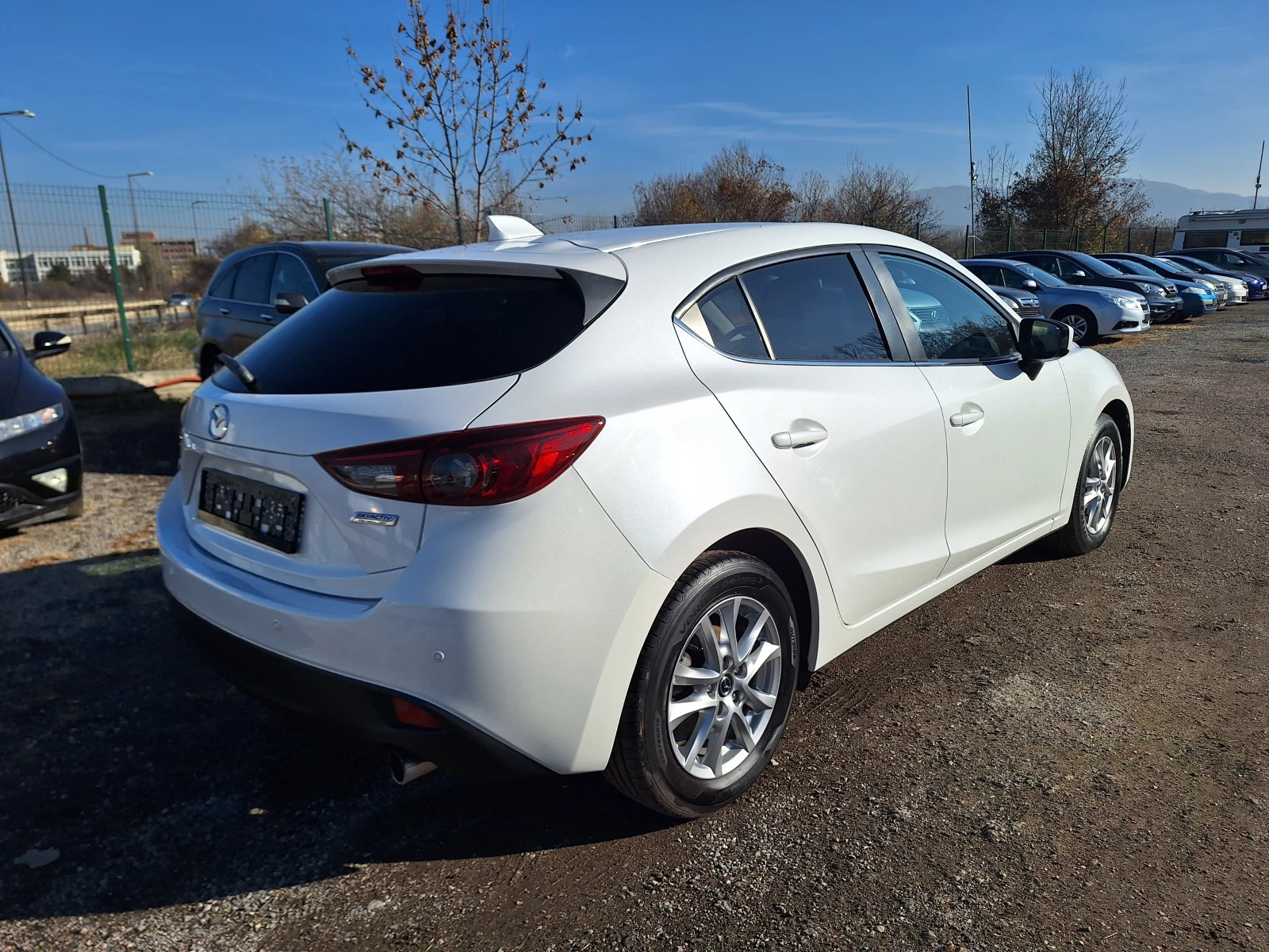 Mazda 3 2.0 i NAVI - TOP - изображение 4