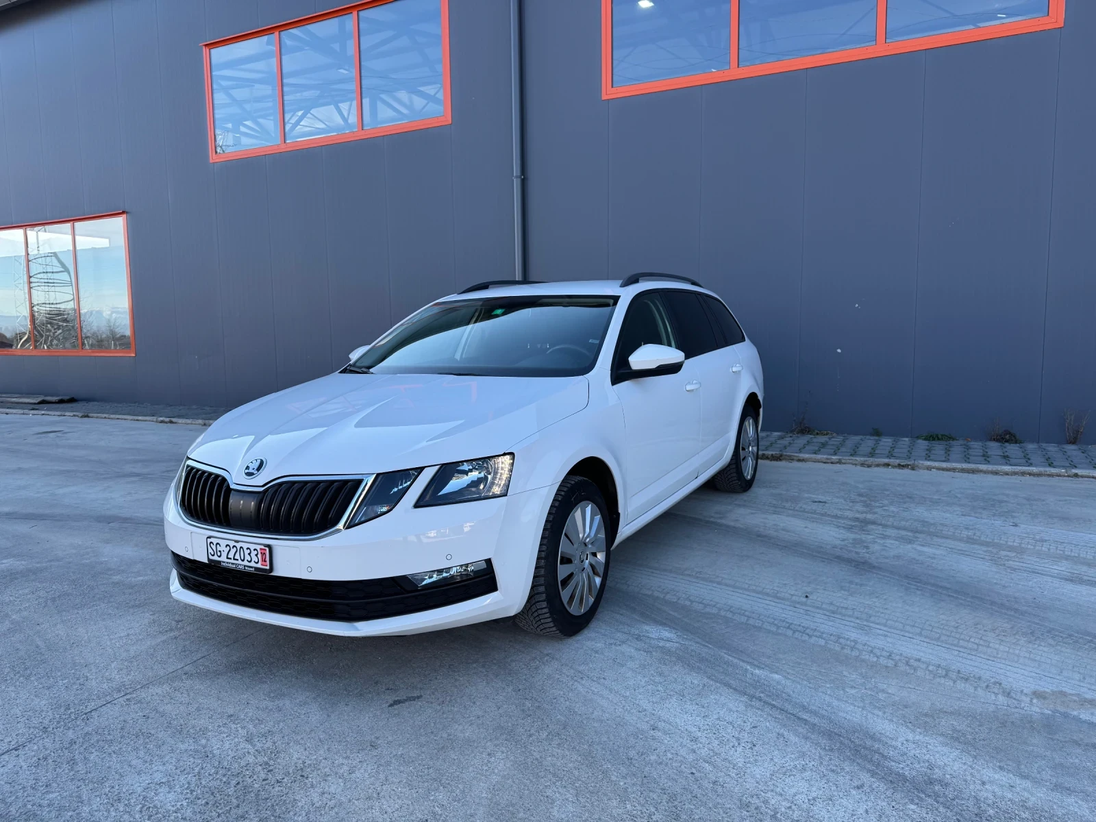 Skoda Octavia Swiss 2.0 4x4 Top - изображение 2