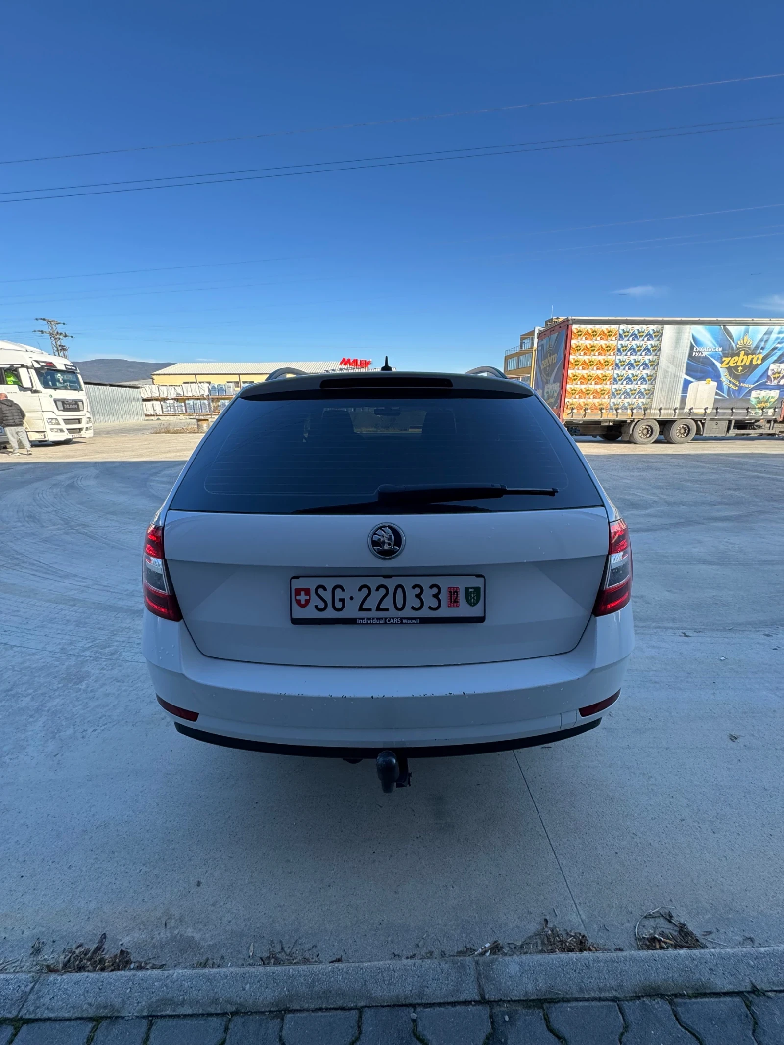 Skoda Octavia Swiss 2.0 4x4 Top - изображение 6