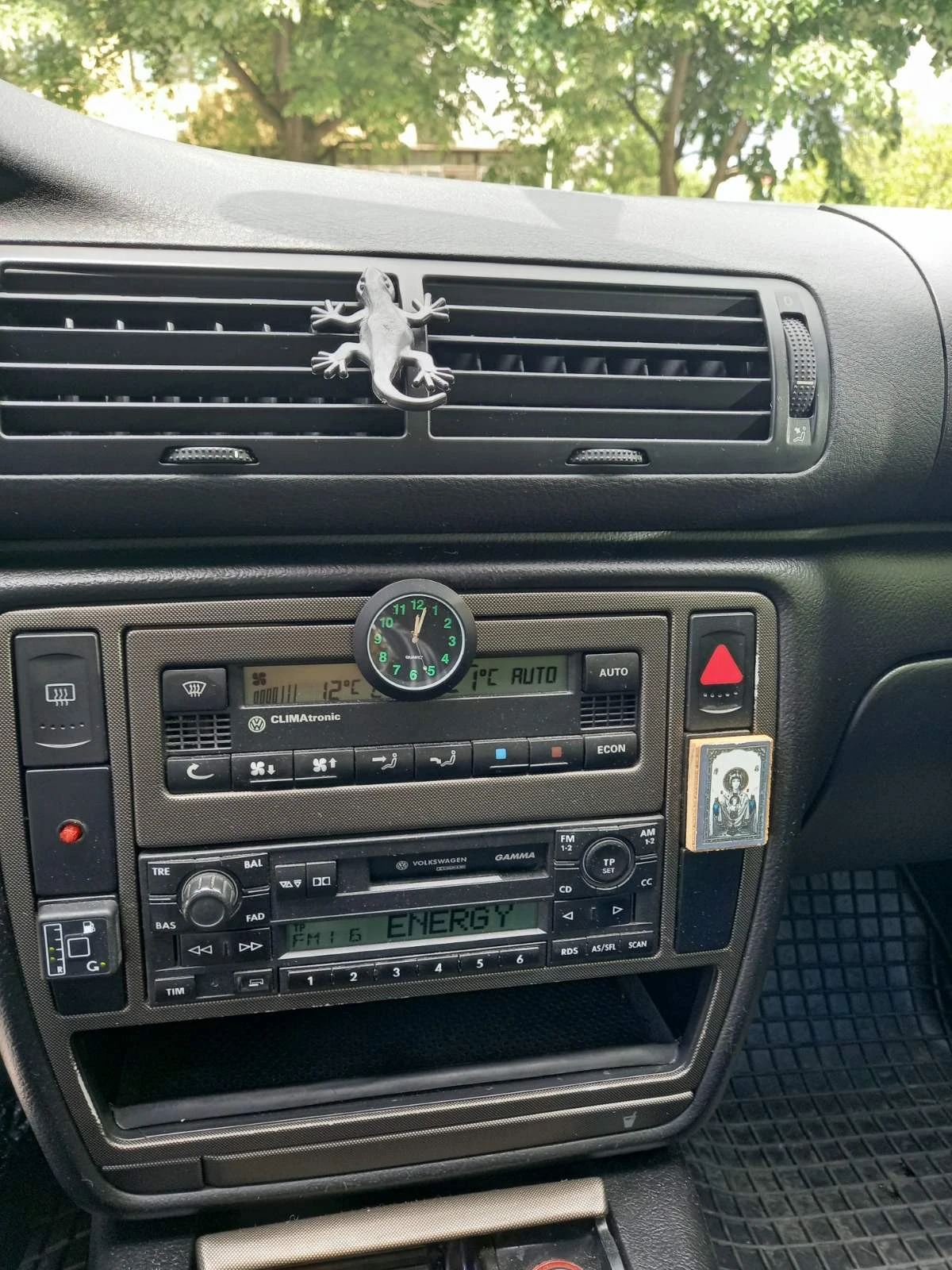 VW Passat  - изображение 7