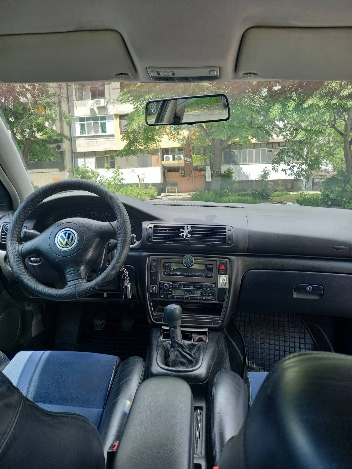 VW Passat  - изображение 5