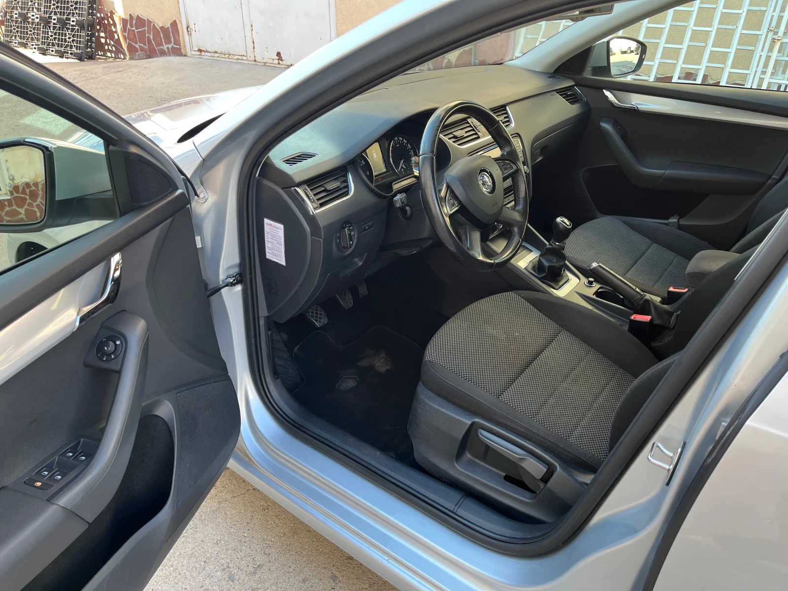 Skoda Octavia 1.2 TSI - изображение 7