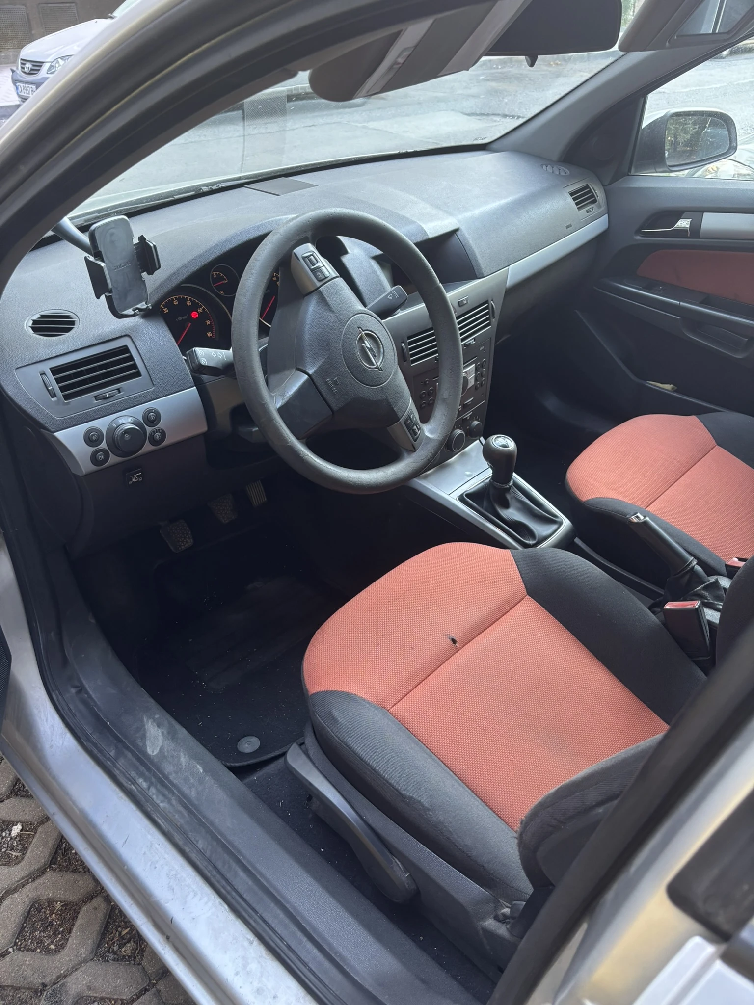 Opel Astra 1.4 - изображение 3