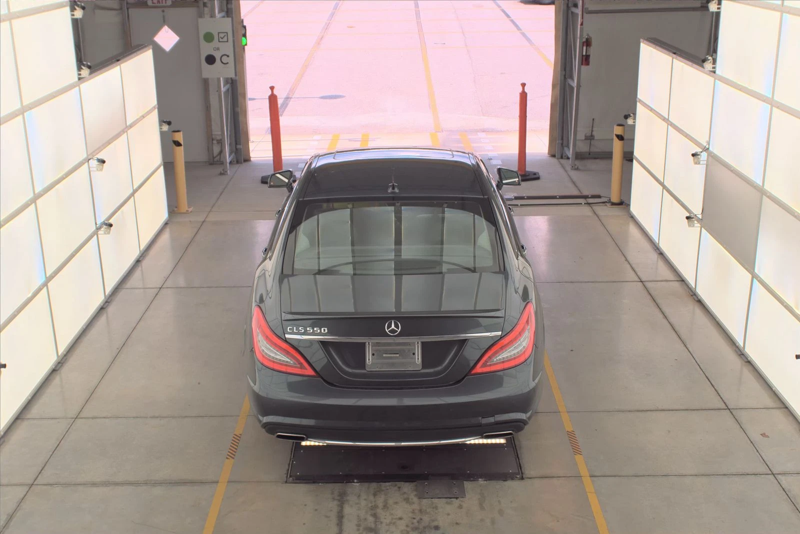 Mercedes-Benz CLS 55 7-G TRONIC - изображение 4