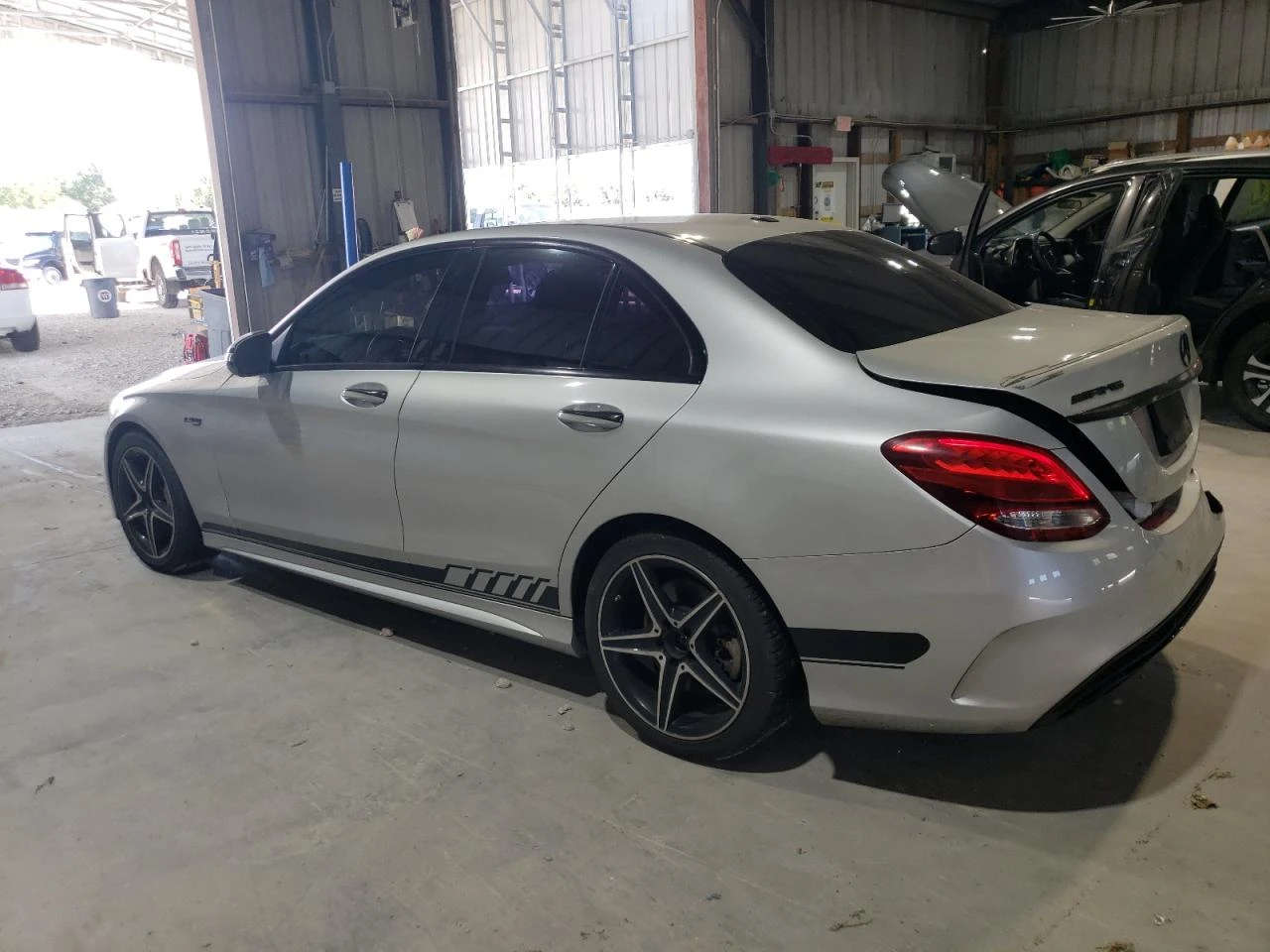 Mercedes-Benz C 43 AMG 4MATIC* подгрев* KEYLESS* шибидах* клип на мотора - изображение 4