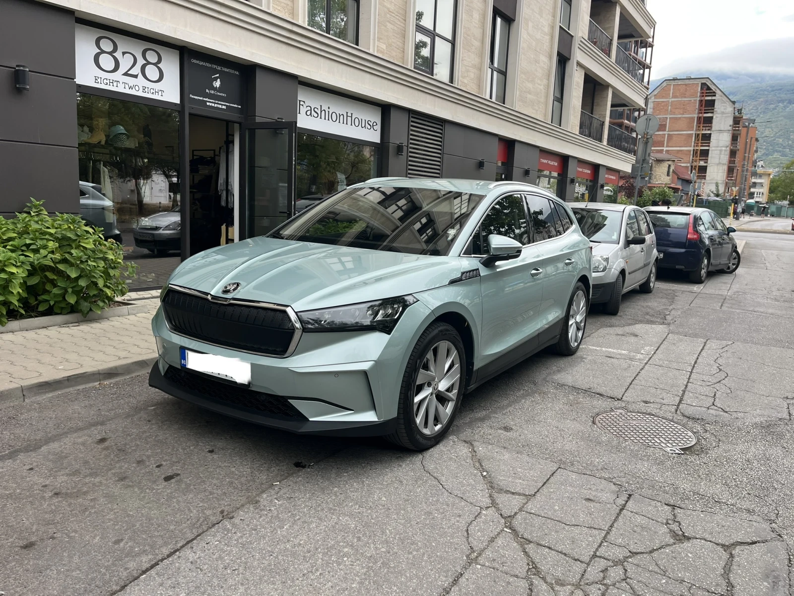 Skoda Enyaq IV 80  | Mobile.bg   2