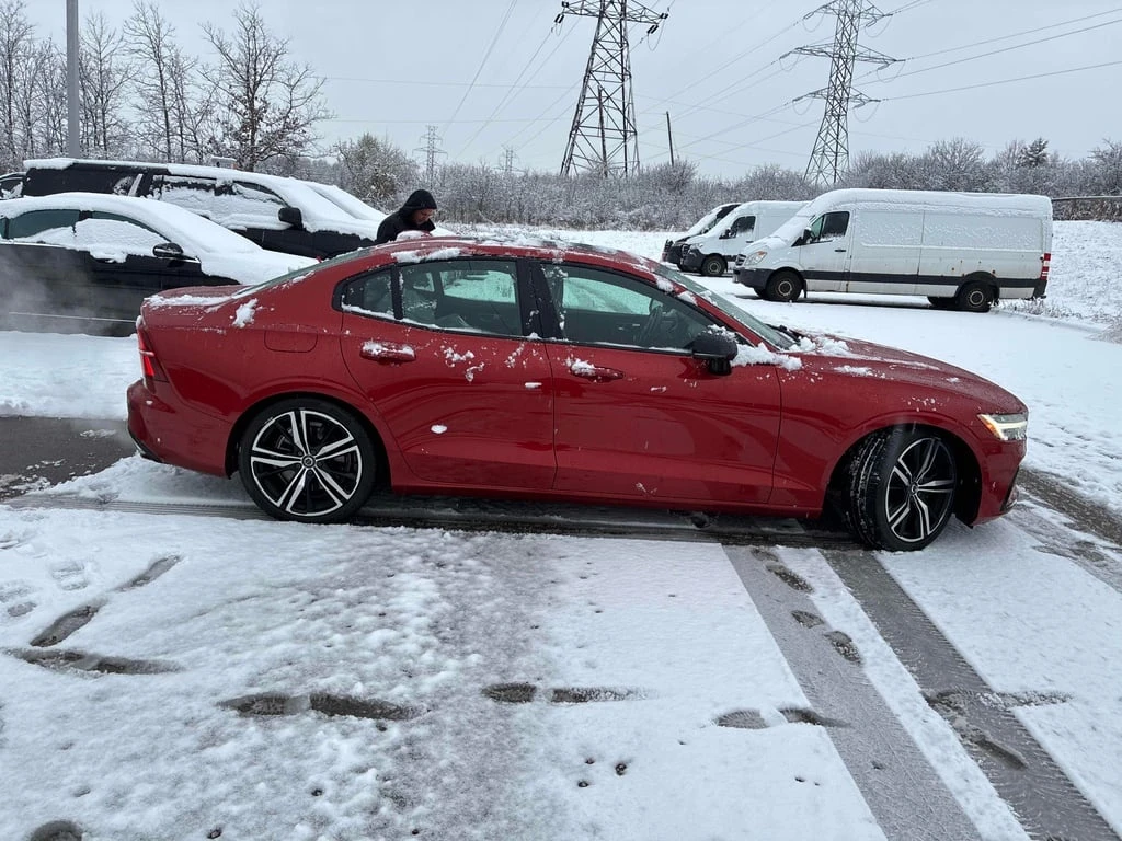 Volvo S60 * R Design * CARFAX * БЕЗ ПЪРВОНАЧАЛНА ВНОСКА - изображение 3