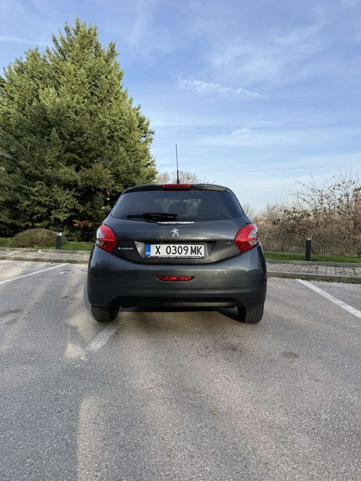 Peugeot 208 1.2 VTI FULL LED  - изображение 5