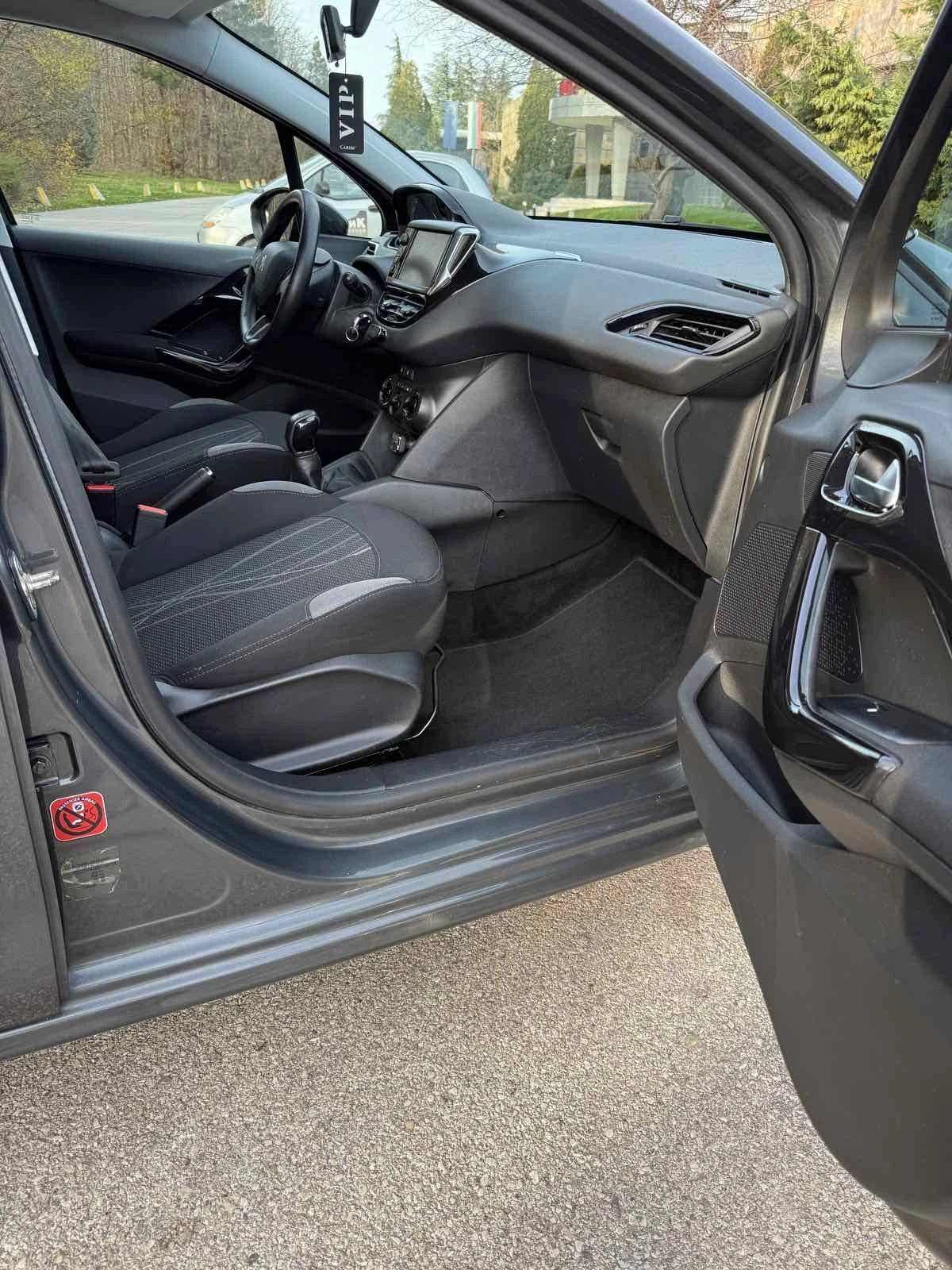 Peugeot 208 1.2 VTI FULL LED  - изображение 9