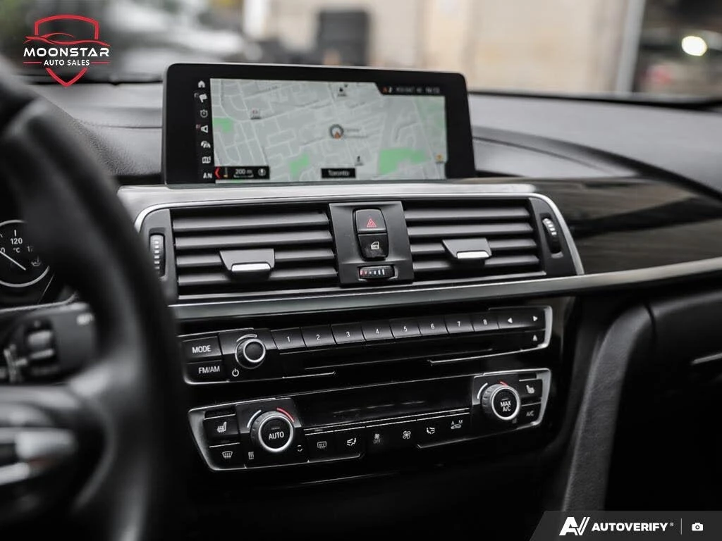 BMW 330 I * M-Package* * HeadUp* A���������* (���� �� ��) | Mobile.bg � ����������� 11