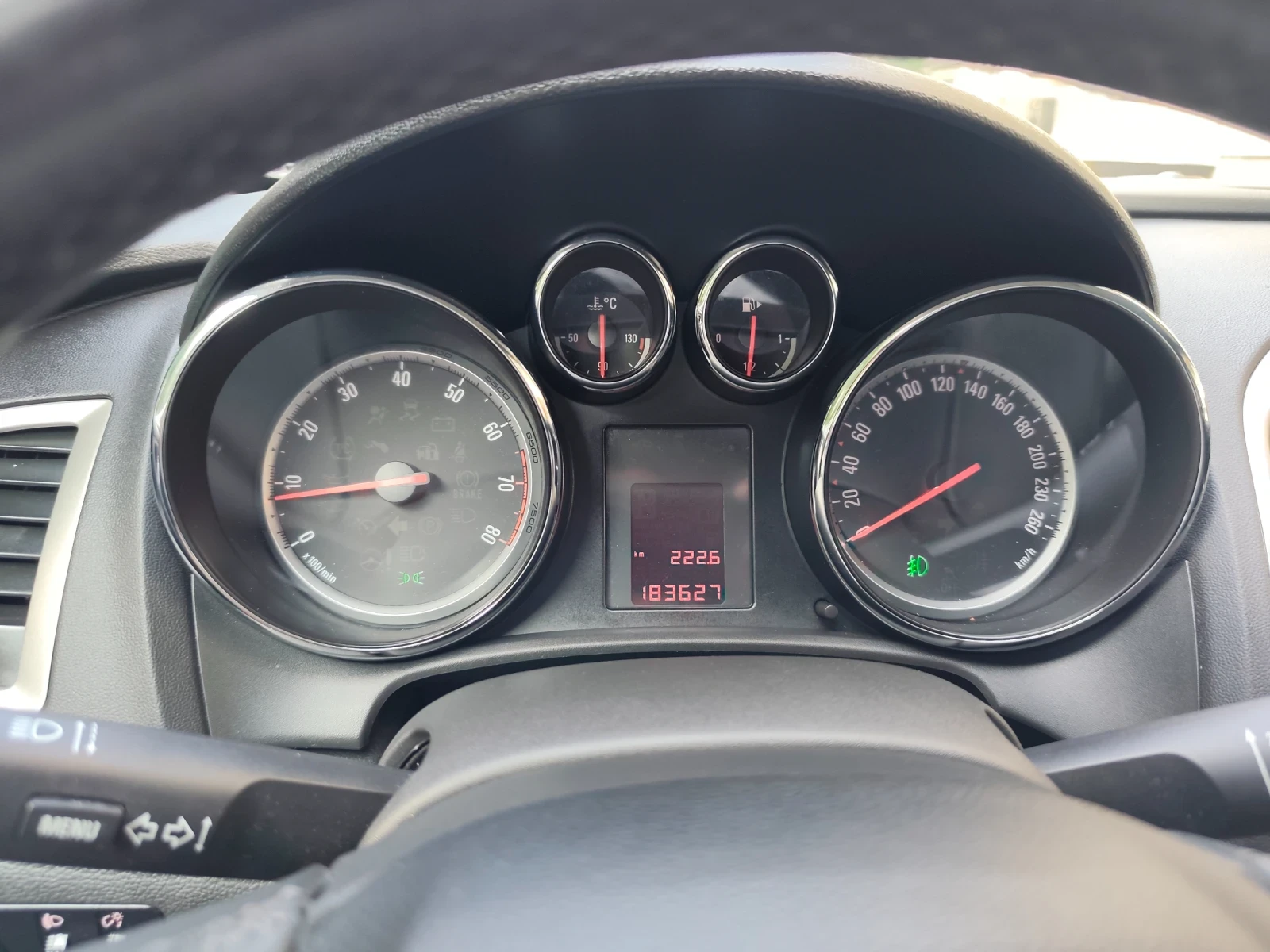 Opel Astra ГАЗ-ИНЖ* КЛИМАТРОНИК* ТОП!!, снимка 16 - Автомобили и джипове - 55688371