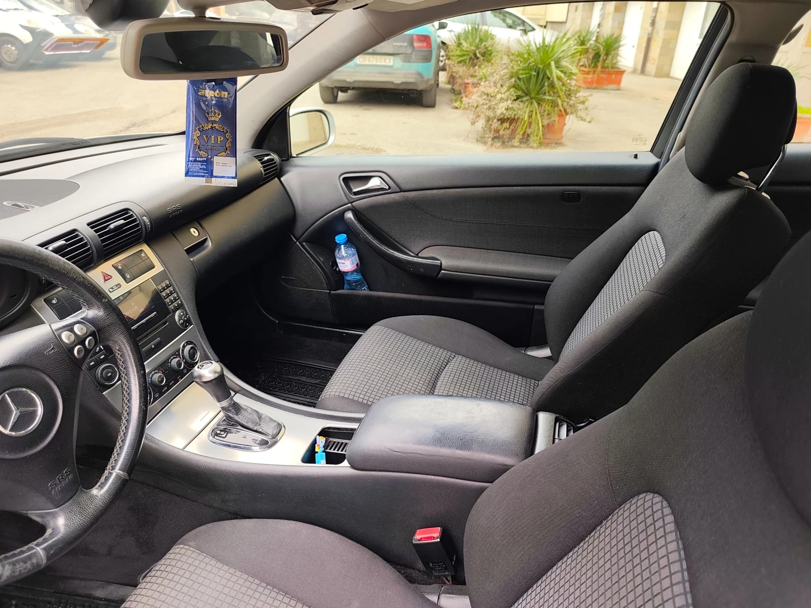 Mercedes-Benz C 220 2.2 CDI !АВТОМАТИК! * КЛИМАТРОНИК* ТОП!!, снимка 11 - Автомобили и джипове - 54841310