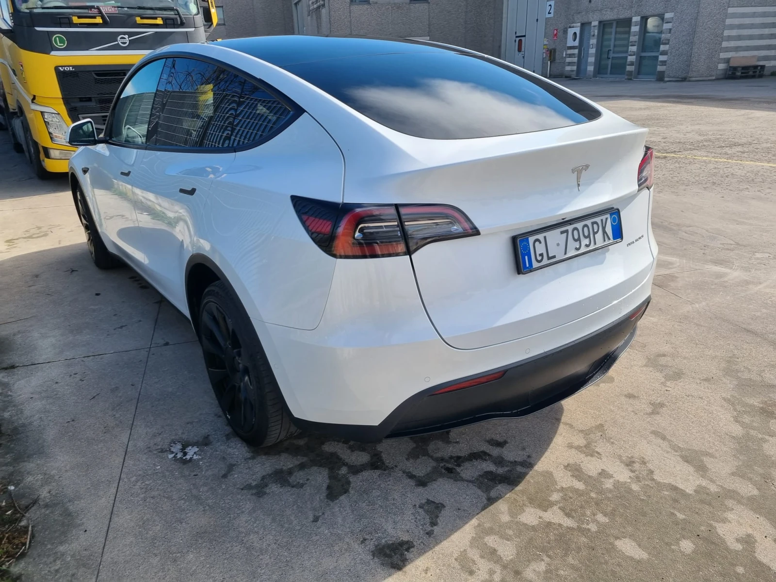 Tesla Model Y  4х4 Европейска Гаранция, снимка 4 - Автомобили и джипове - 53748700