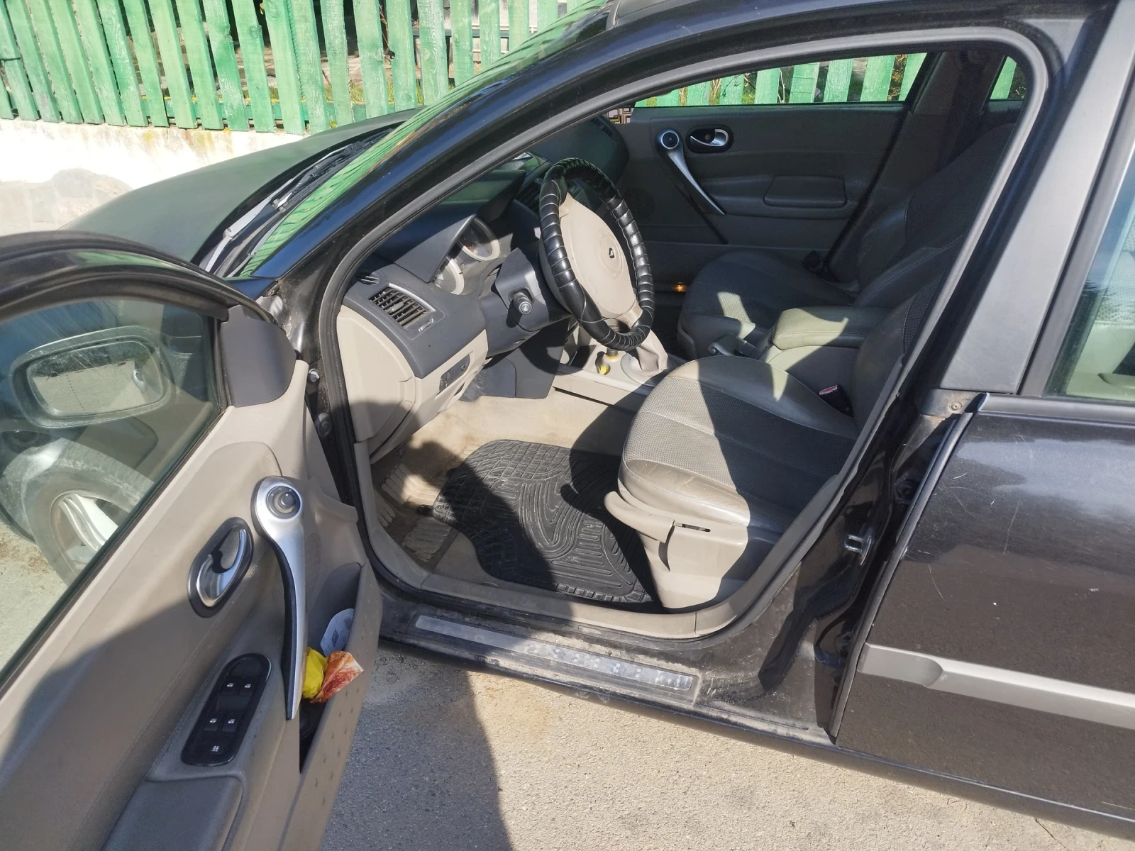 Renault Megane, снимка 5 - Автомобили и джипове - 53753036