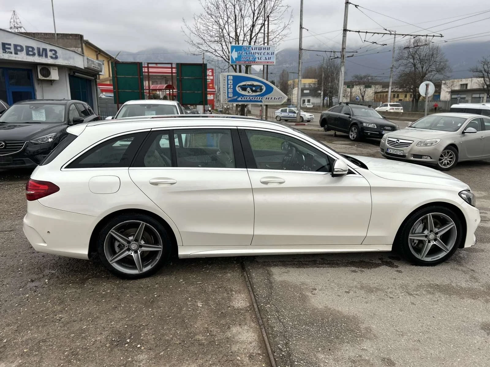 Mercedes-Benz C 250 Bluetec 4Matic, снимка 4 - Автомобили и джипове - 53950147