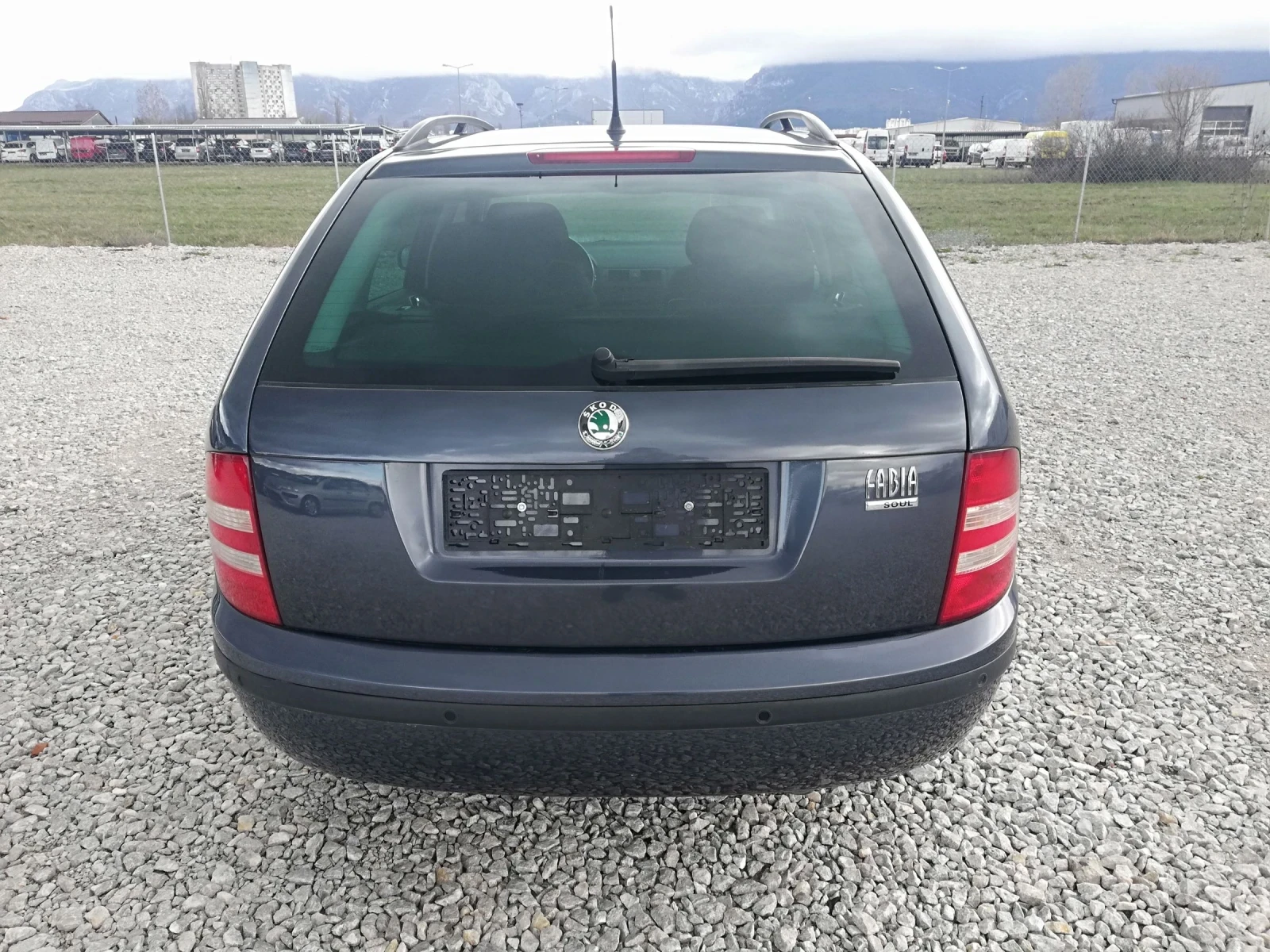 Skoda Fabia 1.4TDI klima, снимка 5 - Автомобили и джипове - 54006904