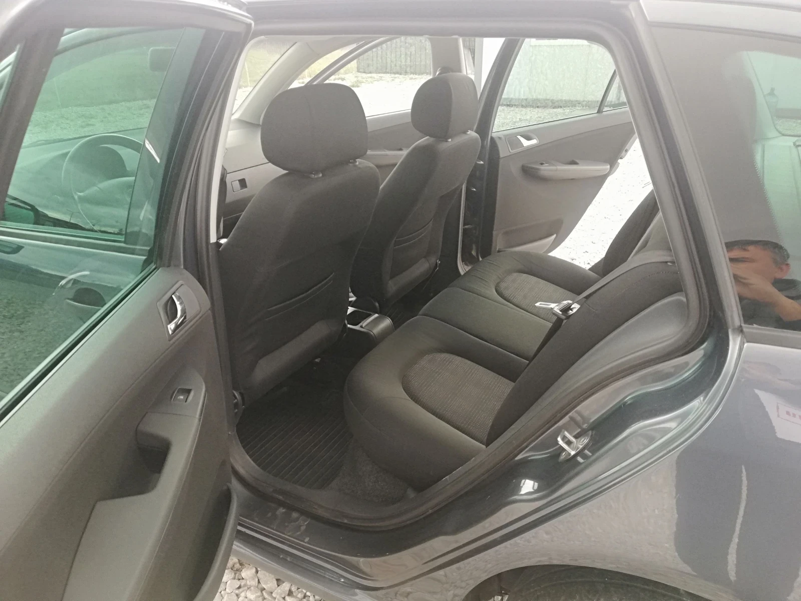 Skoda Fabia 1.4TDI klima, снимка 10 - Автомобили и джипове - 54006904