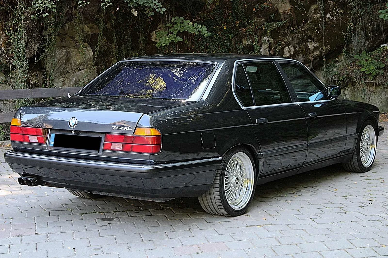 BMW 750 750il, снимка 3 - Автомобили и джипове - 54077067