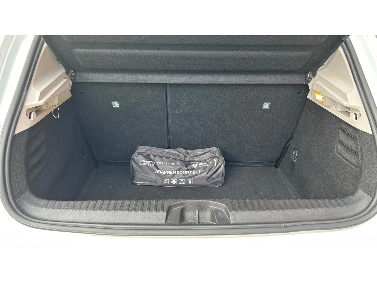 Renault Clio 1.0 ТCe 100 S&S EDC, Месечна вноска от 166  , снимка 17 - Автомобили и джипове - 54089162