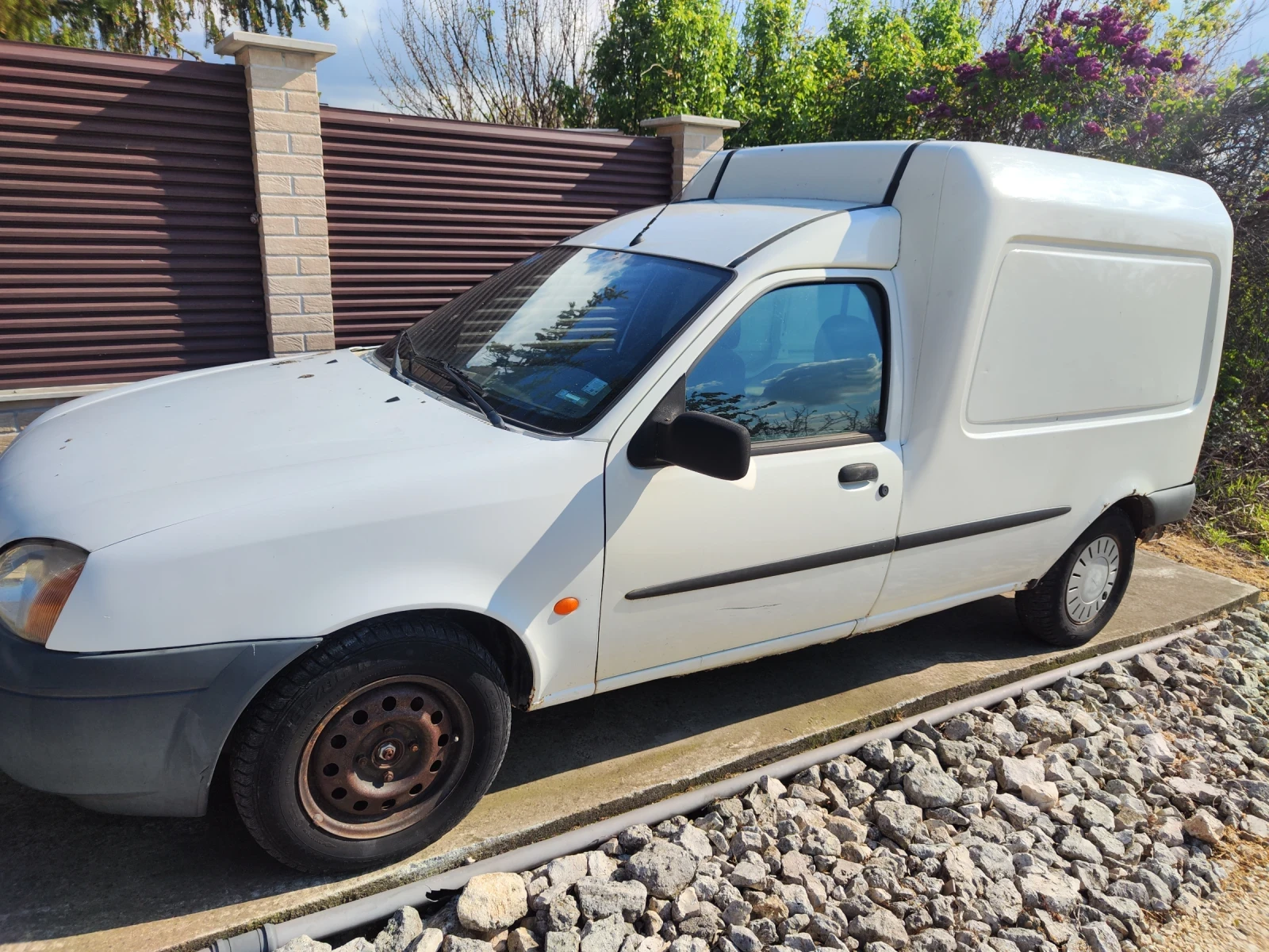 Ford Courier, снимка 2 - Автомобили и джипове - 54398121