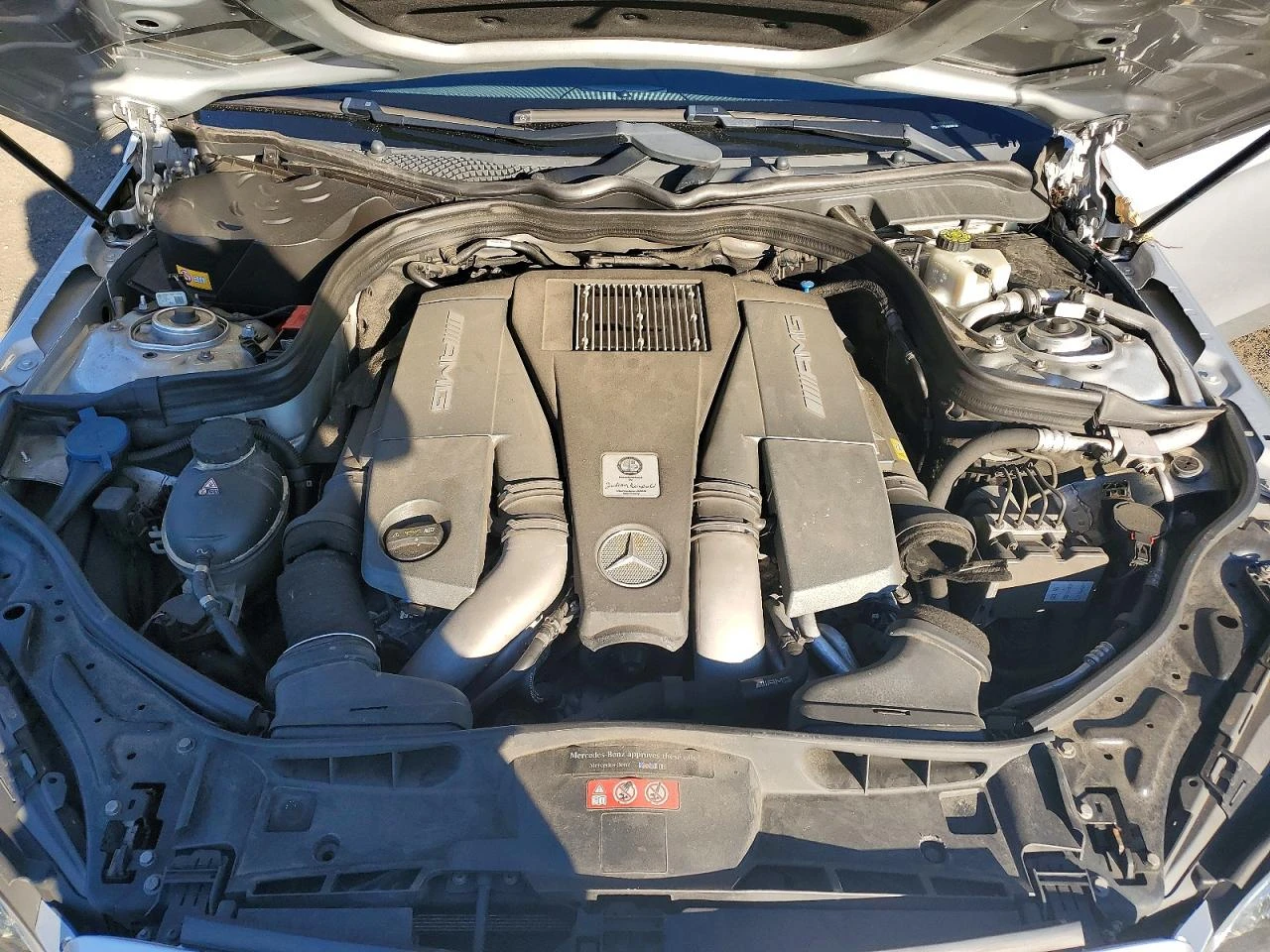 Mercedes-Benz E 63 AMG 5.5l -S, снимка 11 - Автомобили и джипове - 55158658