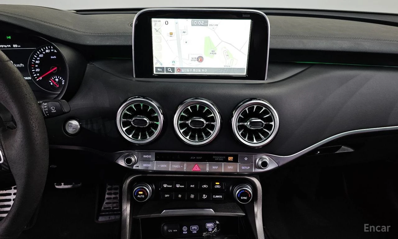 Kia Stinger 3.3* TURBO* GT* AWD* ���������* �����* ���������*  | Mobile.bg � ����������� 9