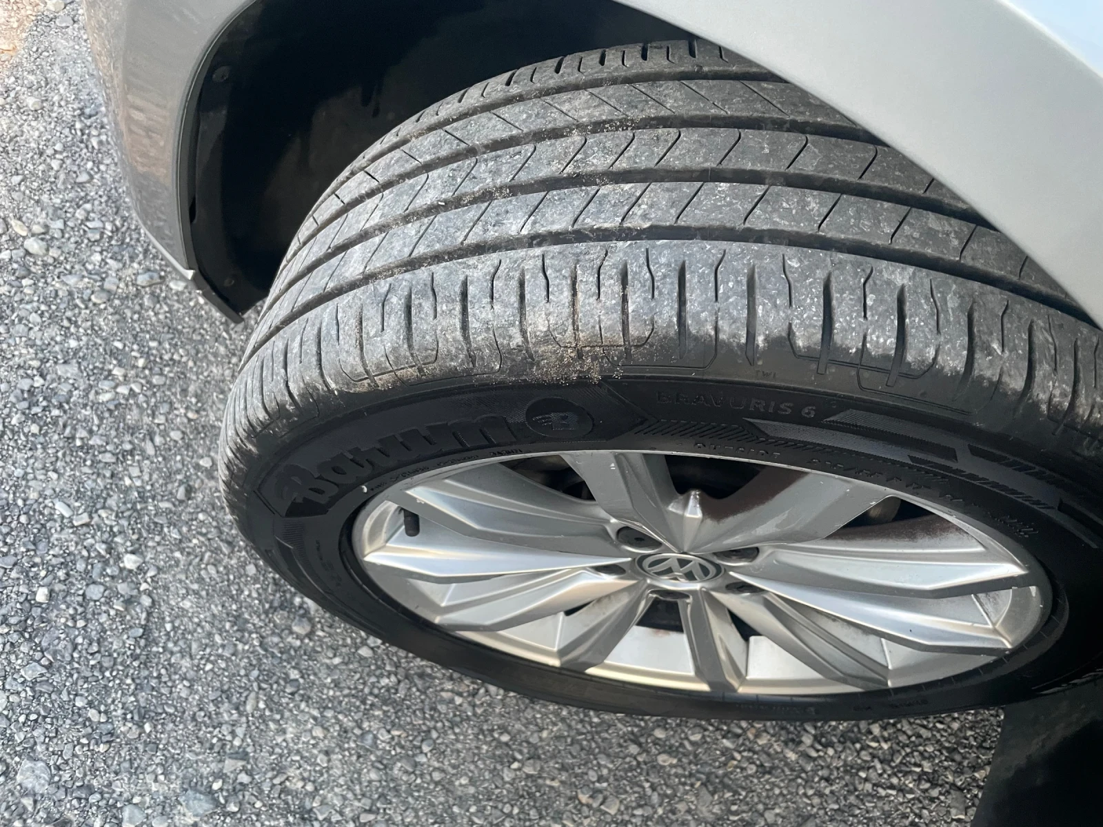 VW Passat 8 1.6TDI DISTRONIC NAVI AUTOMATIC DSG EURO6, снимка 14 - Автомобили и джипове - 55382804