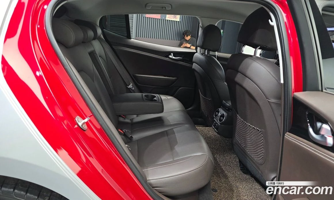 Kia Stinger 3.3 Turbo AWD Masters, снимка 17 - Автомобили и джипове - 55857329