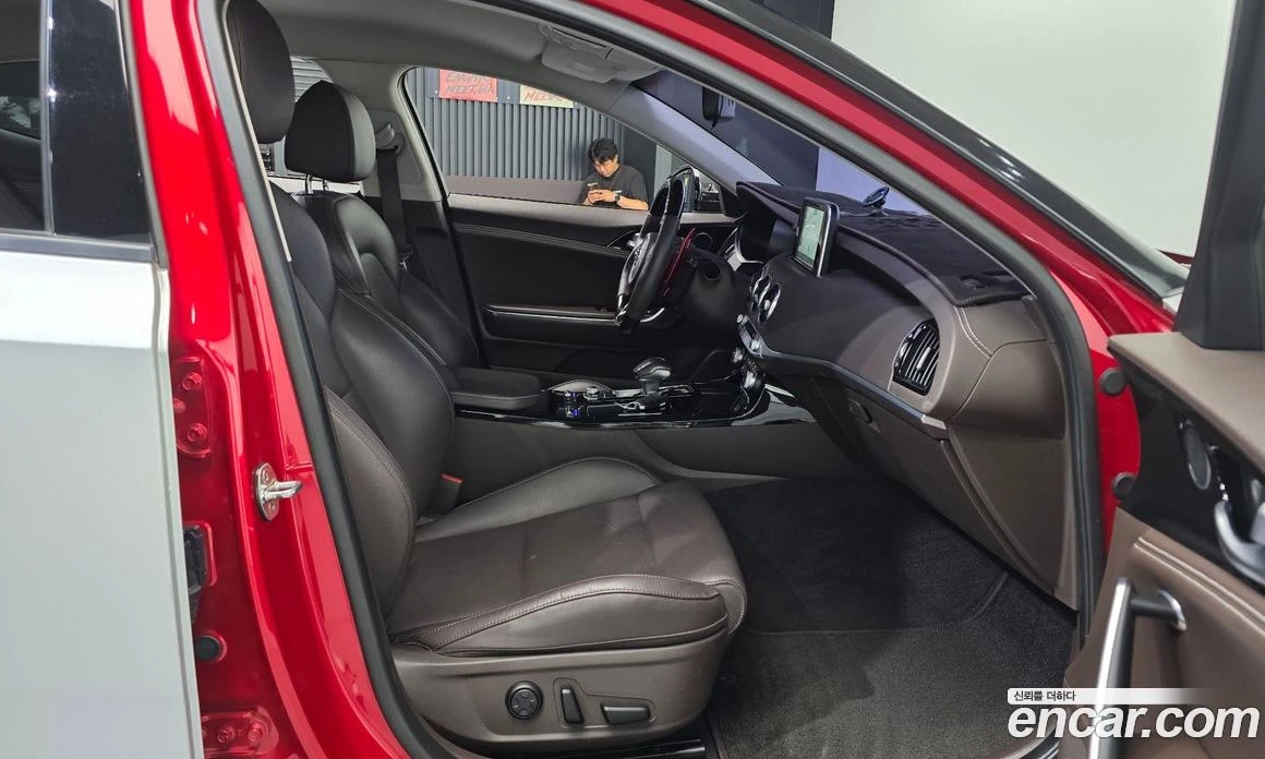Kia Stinger 3.3 Turbo AWD Masters, снимка 16 - Автомобили и джипове - 55857329