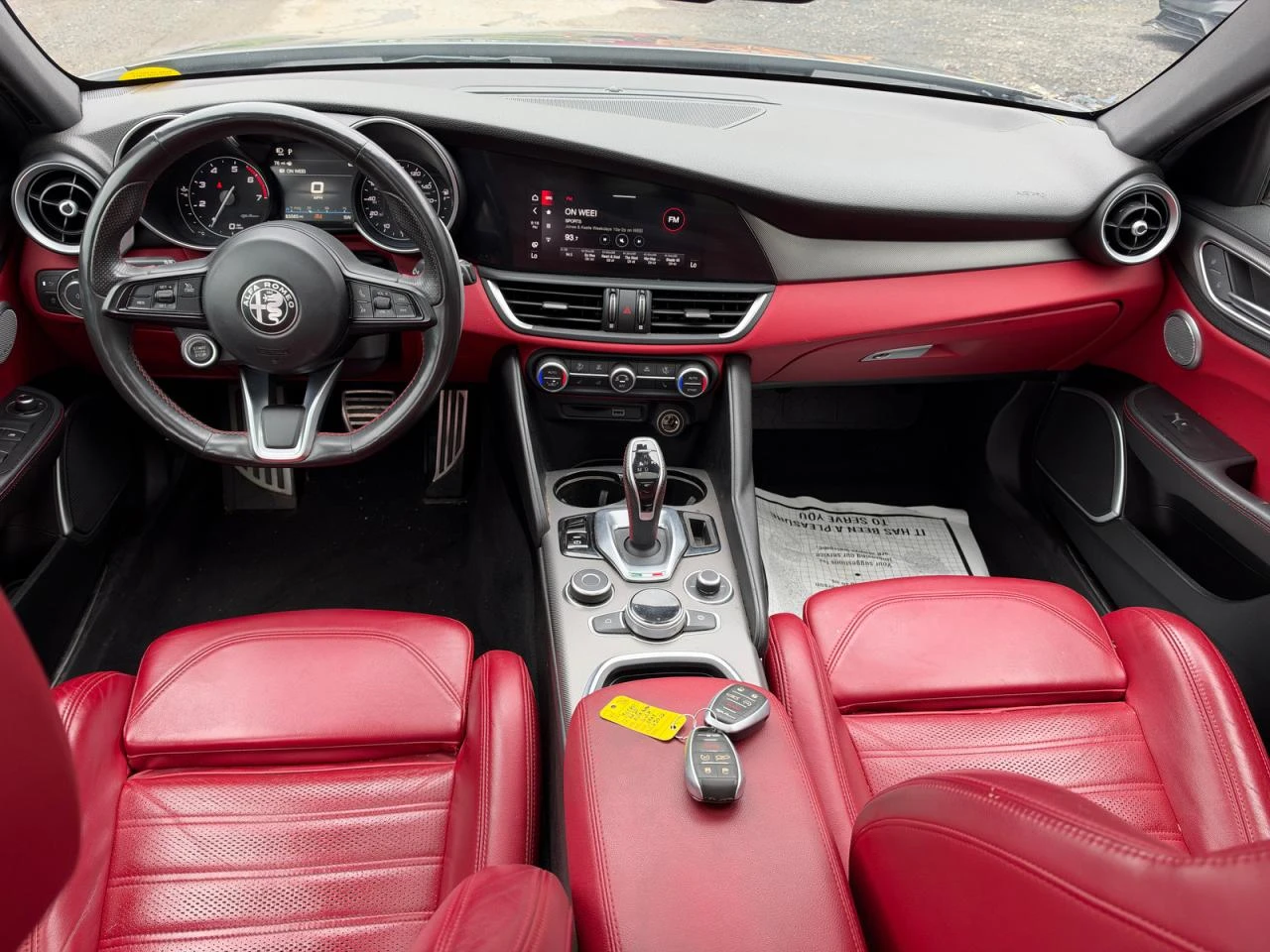 Alfa Romeo Giulia 2.0 TOP CENA* , снимка 9 - Автомобили и джипове - 56304913