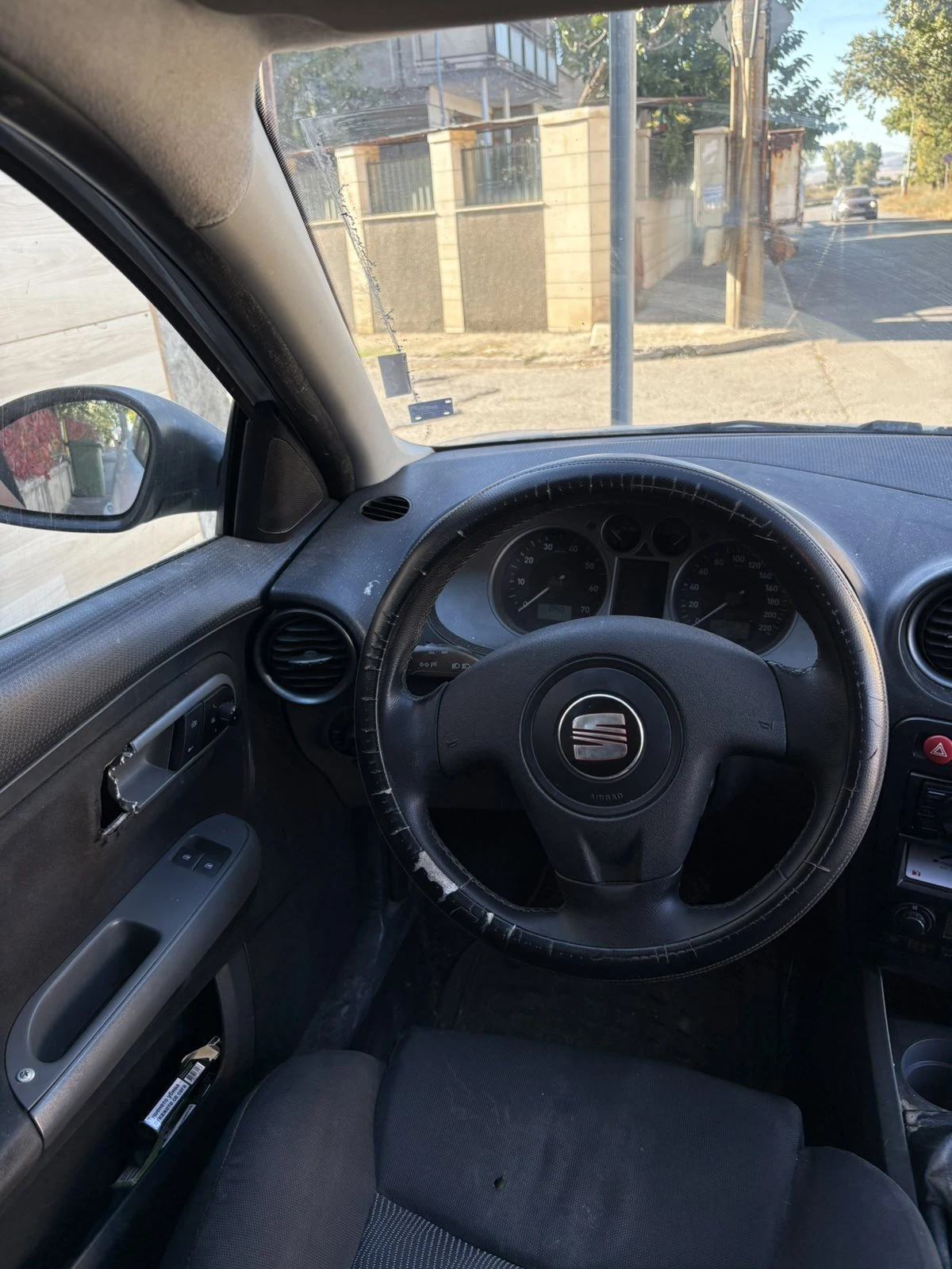 Seat Ibiza, снимка 5 - Автомобили и джипове - 56349881