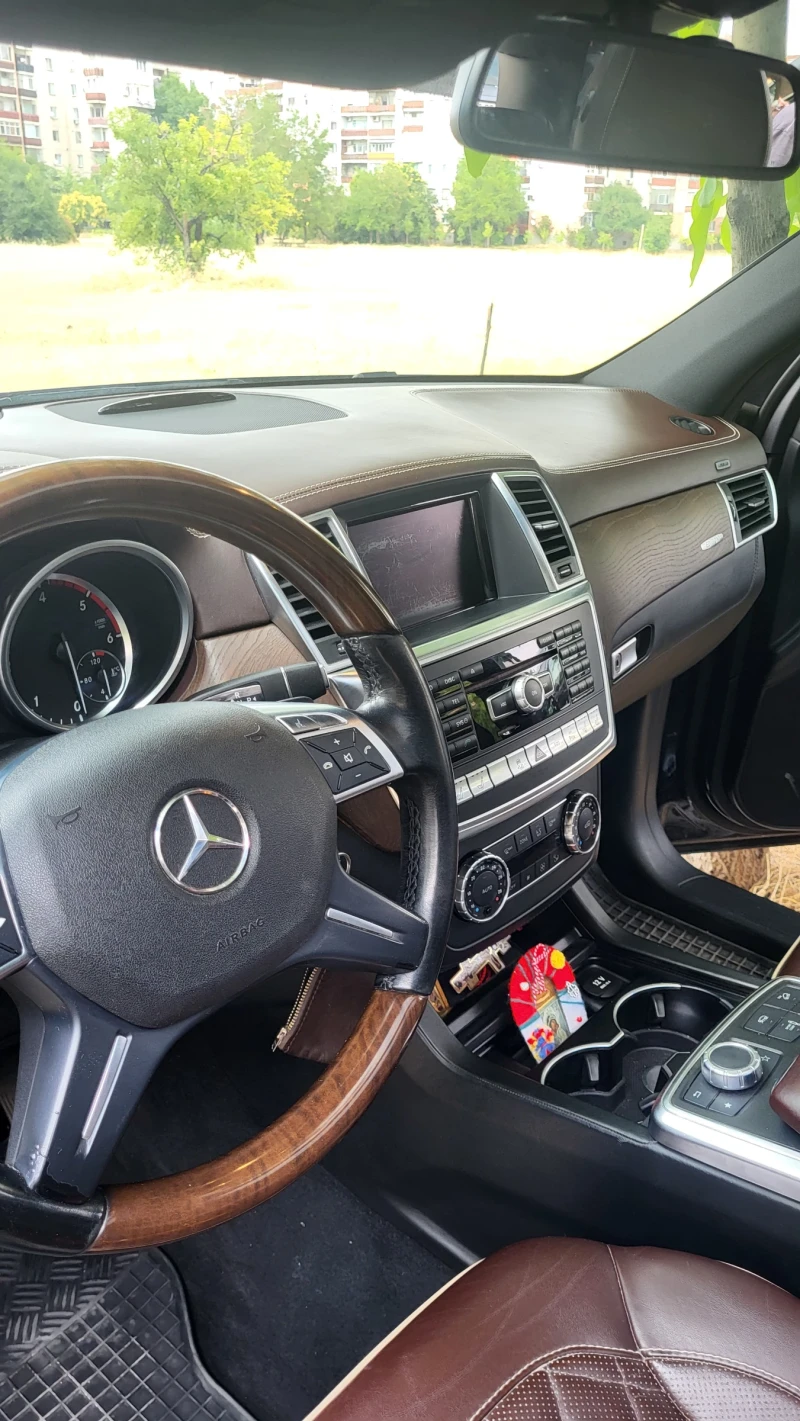 Mercedes-Benz ML 350 350AMG, снимка 8 - Автомобили и джипове - 48379736