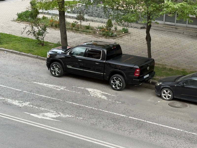 Dodge RAM 1500 Limited  ///  E- Torque , снимка 3 - Автомобили и джипове - 51921504