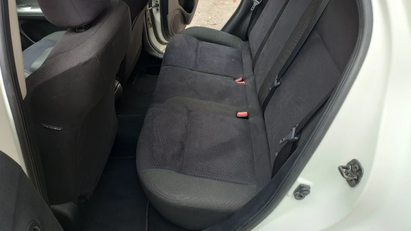 Nissan Juke 1.5DCI, снимка 11 - Автомобили и джипове - 52133140