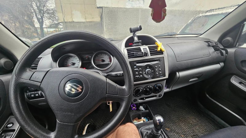 Suzuki Ignis 1.3 DDiS, снимка 8 - Автомобили и джипове - 52677582