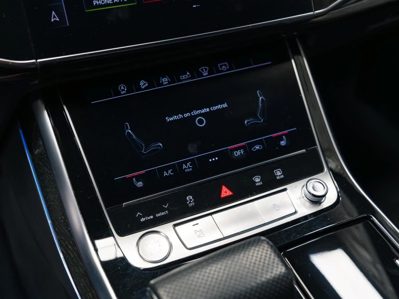 Audi Q8 50TDI Quattro S-line* 360* Обдухв* Bang&Olufsen* H, снимка 14 - Автомобили и джипове - 52939271