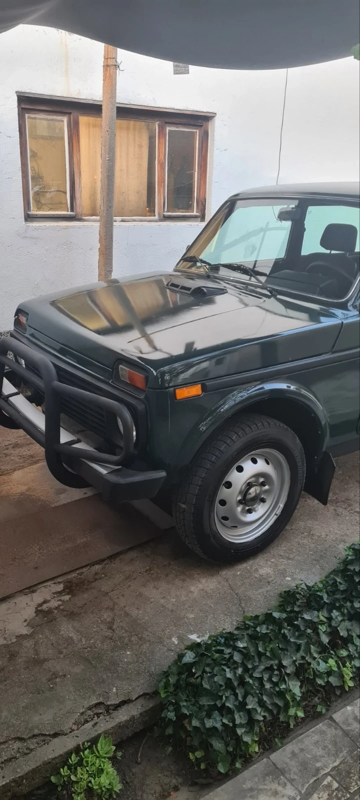 Lada Niva 1.7i, снимка 1 - Автомобили и джипове - 47880468