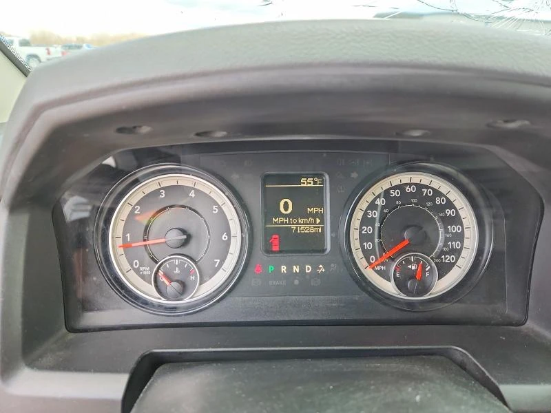 Dodge RAM 1500 ST V8 HEMI, снимка 9 - Автомобили и джипове - 54332685