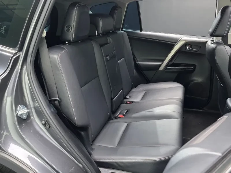 Toyota Rav4 2.5 4WD HYBRID, снимка 10 - Автомобили и джипове - 55797318