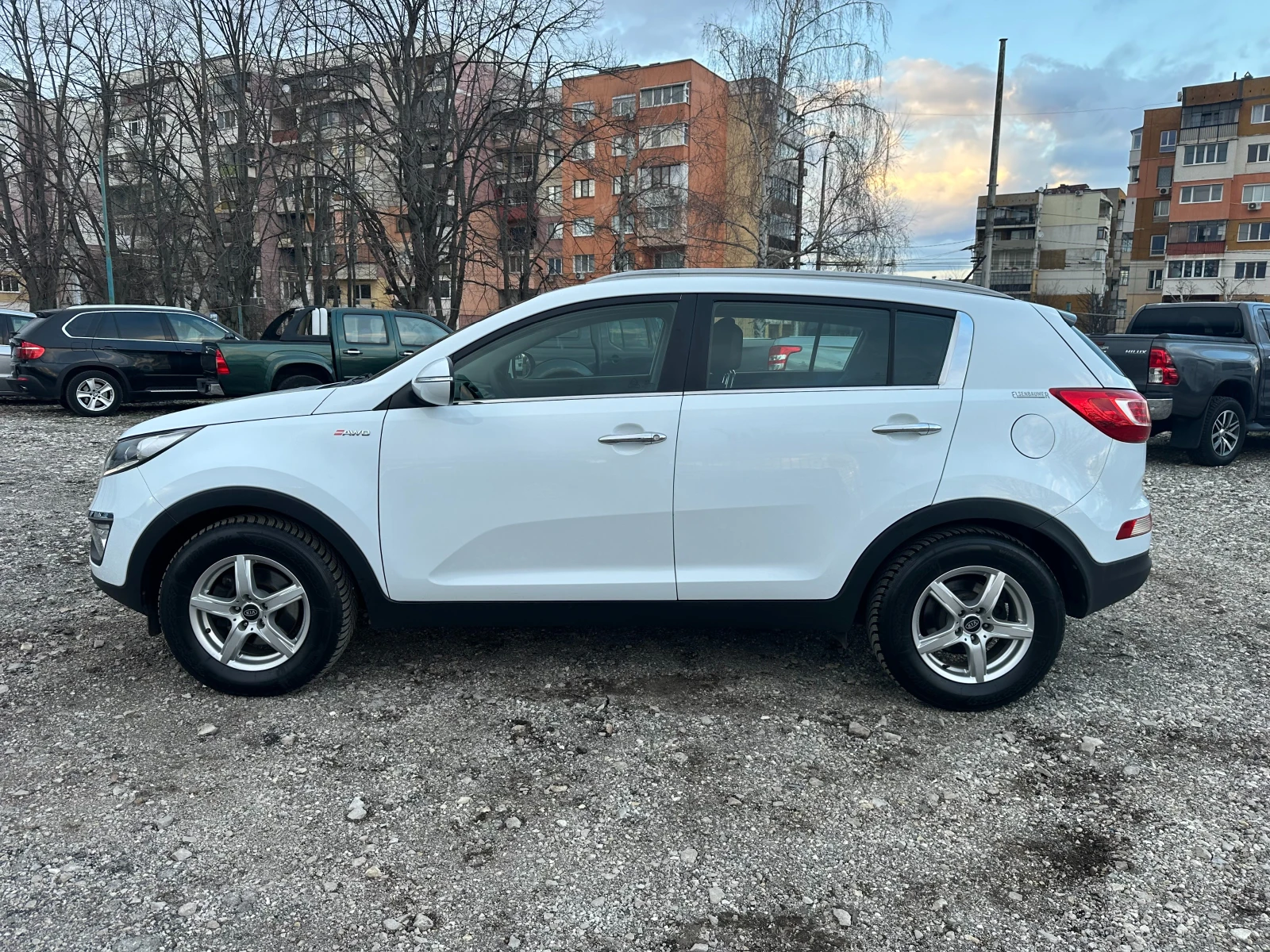 Kia Sportage 2.0CRDI 136kc 4x4 - изображение 2