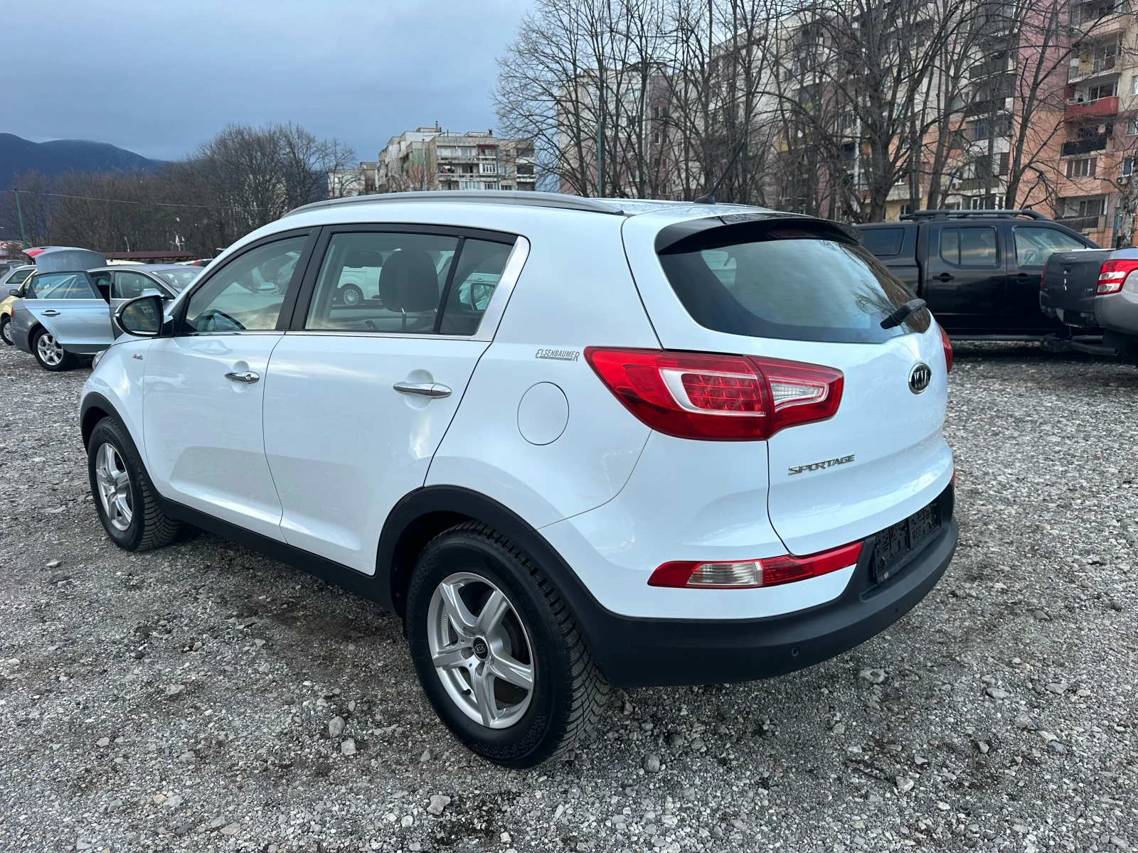 Kia Sportage 2.0CRDI 136kc 4x4 - изображение 3