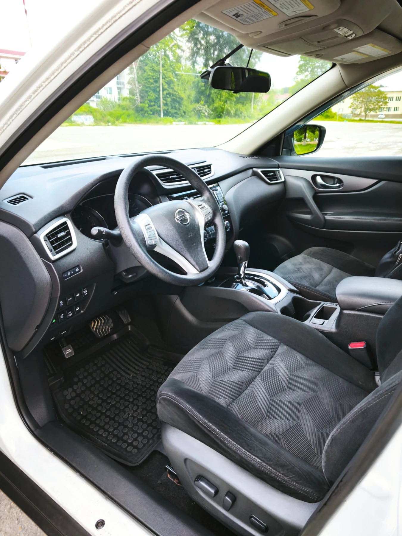Nissan Rogue SV TECHNOLOGY 4x4, 2.5, 170к.с., Автомат - изображение 8