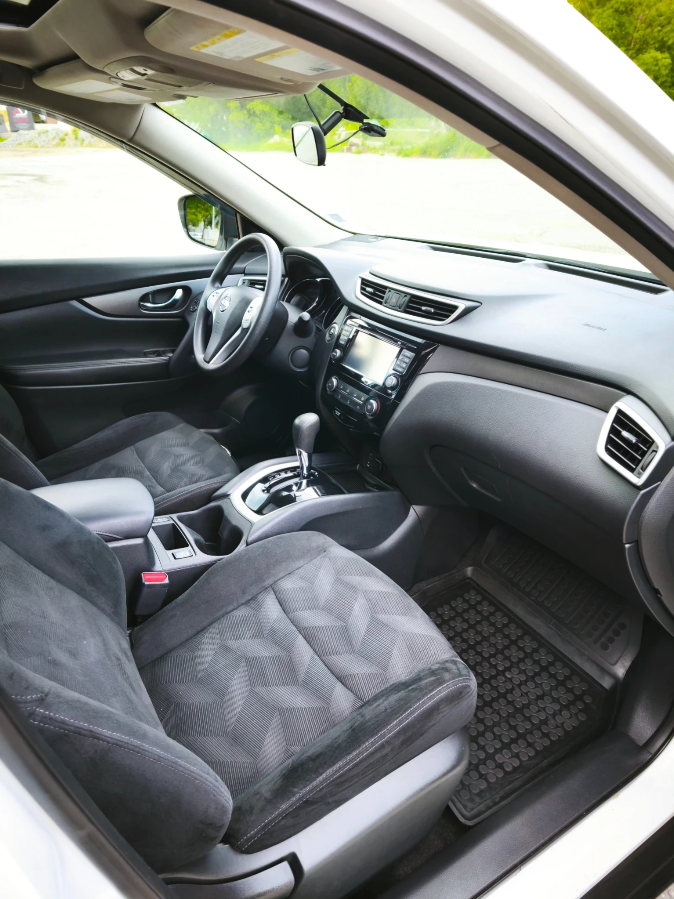 Nissan Rogue SV TECHNOLOGY 4x4, 2.5, 170к.с., Автомат - изображение 9