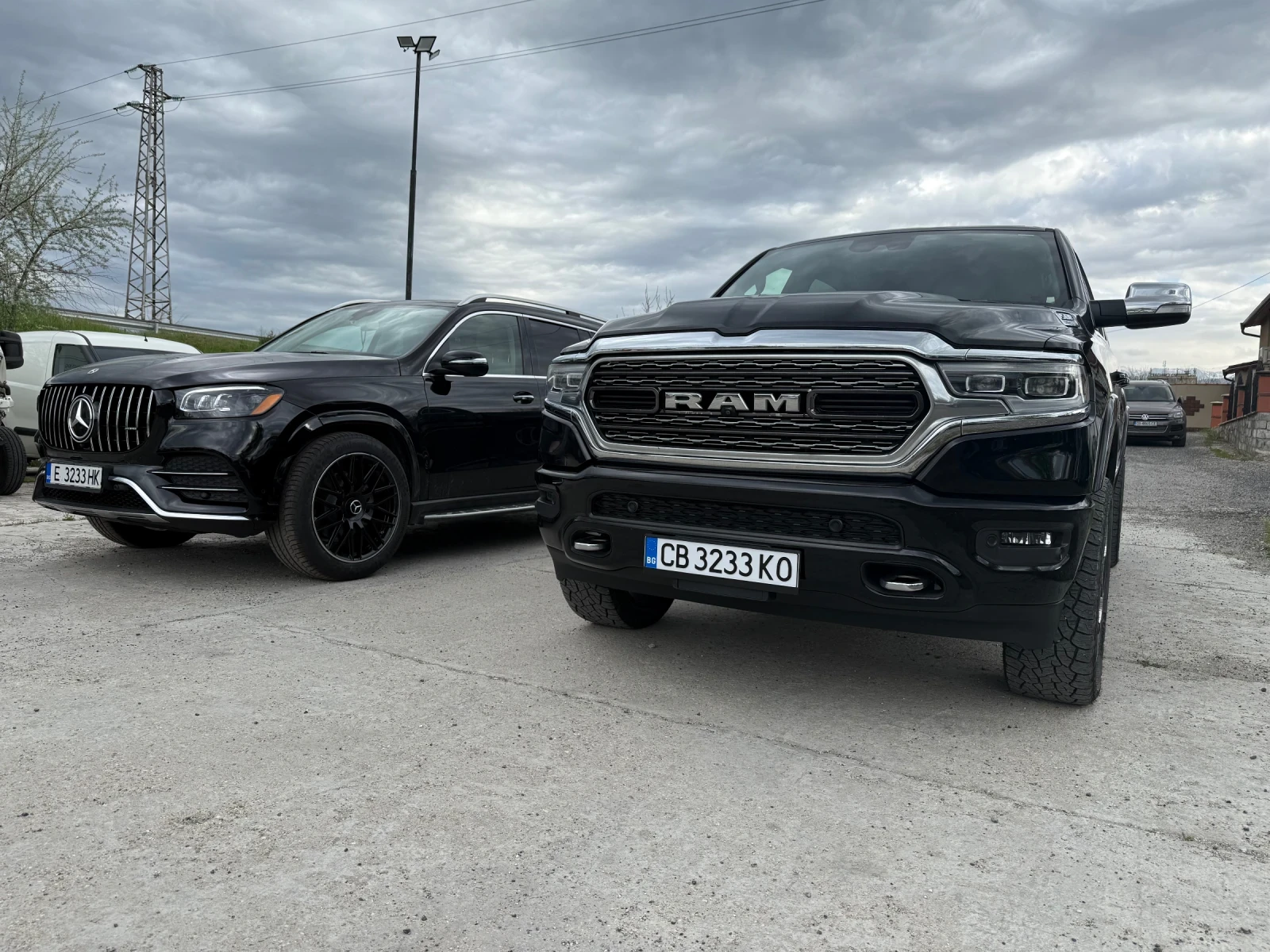 Dodge RAM 1500 Limited  ///  E- Torque  - изображение 2