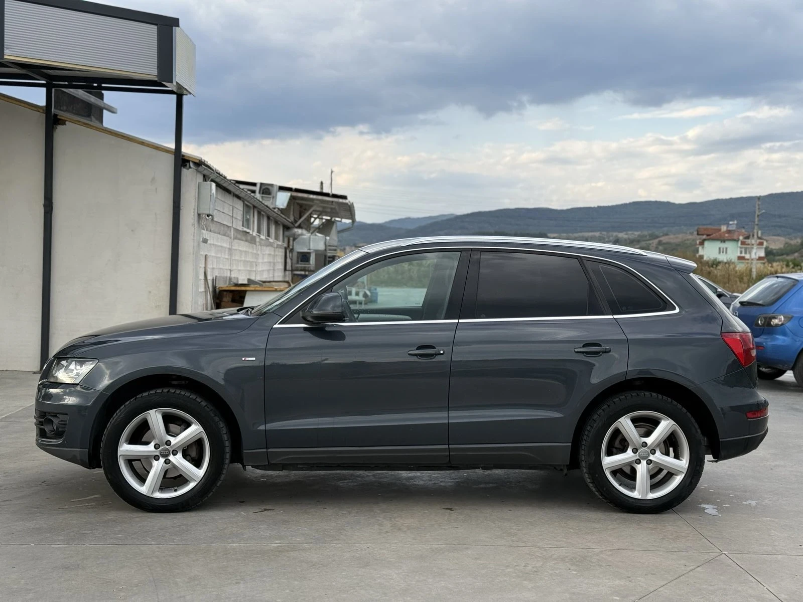 Audi Q5 2.0 - изображение 4