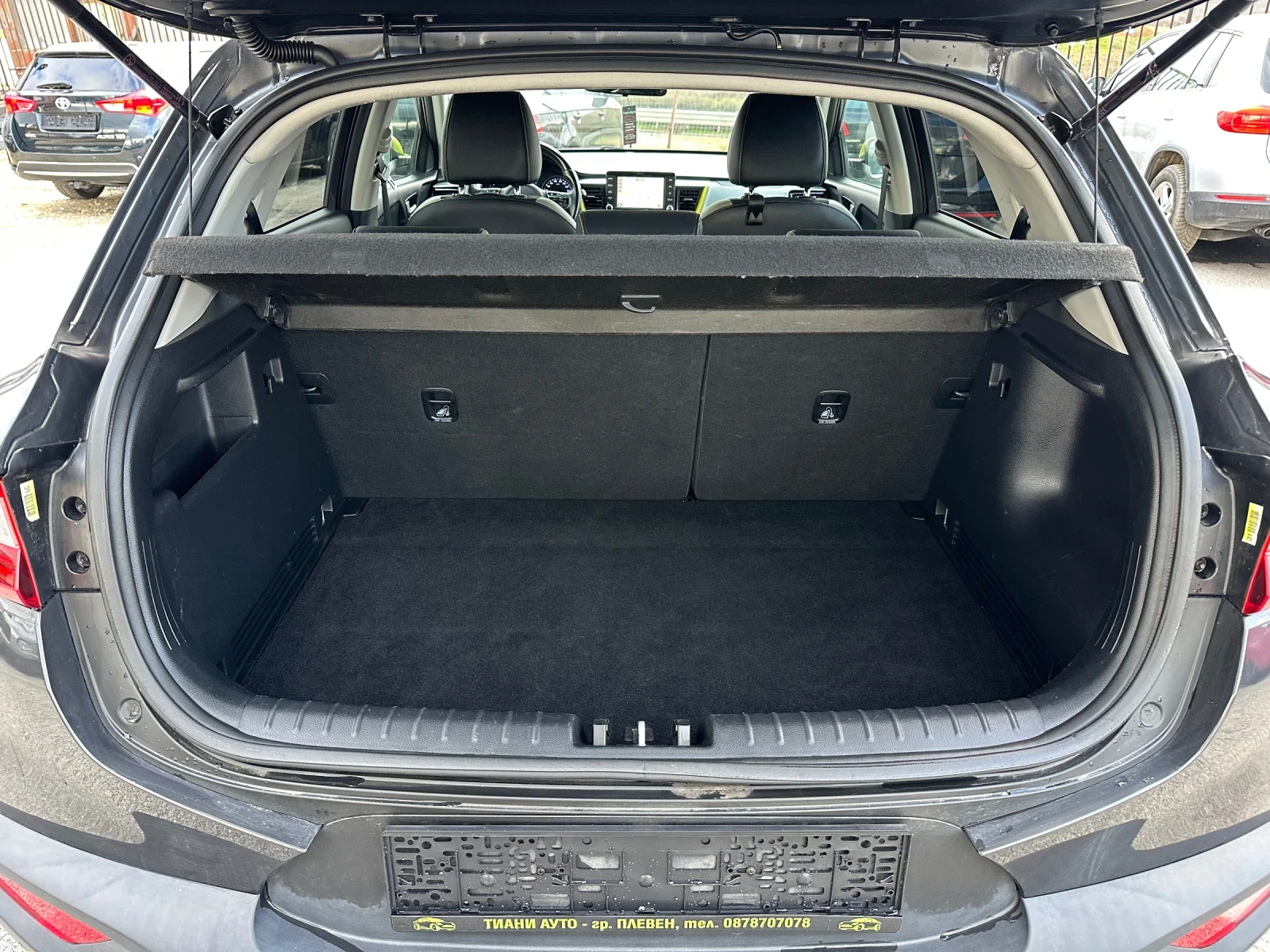 Kia Stonic КАМЕРА+ НАВИГАЦИЯ, снимка 16 - Автомобили и джипове - 54035474