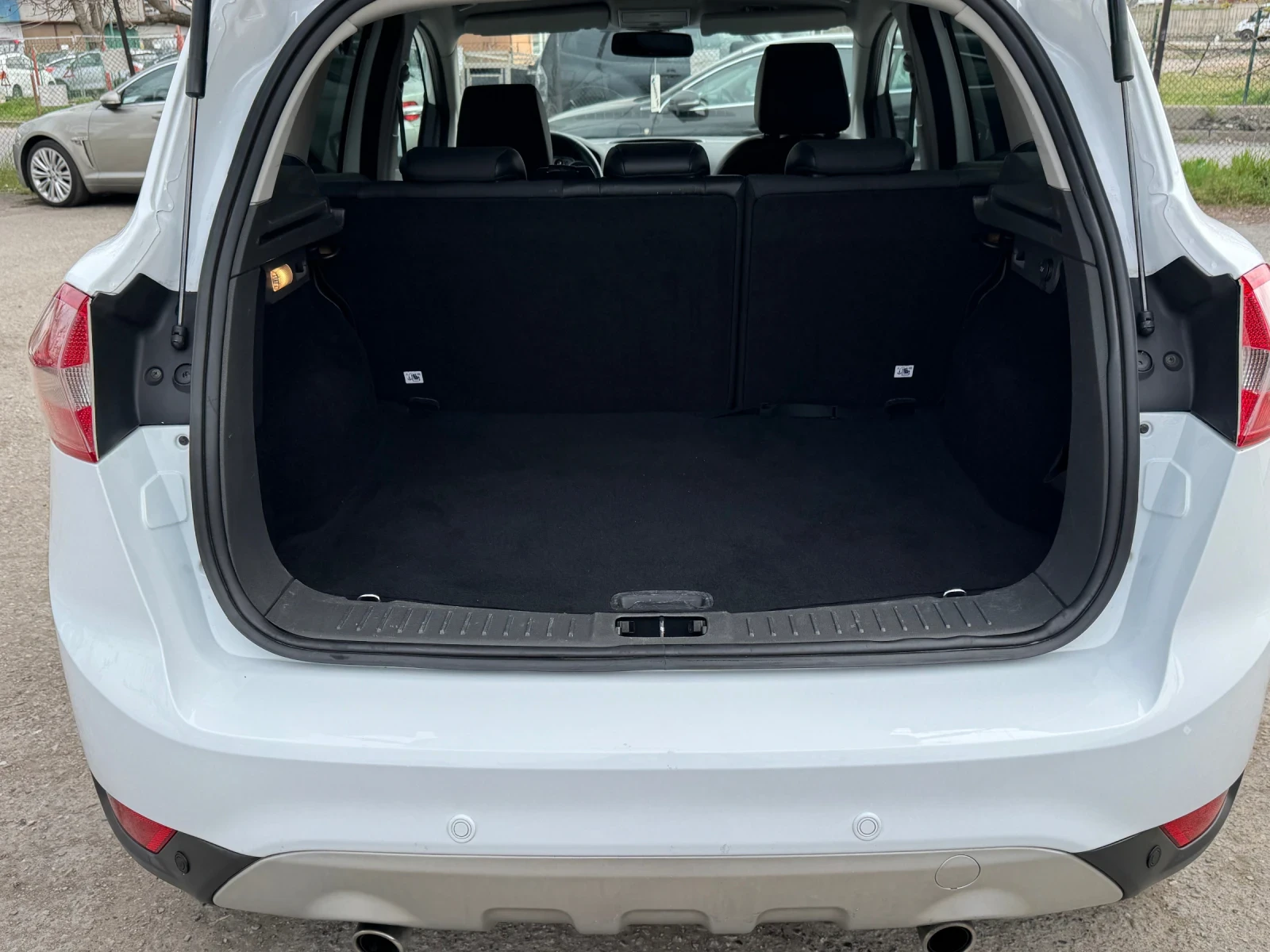 Ford Kuga 2.5Ti-200кс! Нова!, снимка 16 - Автомобили и джипове - 54220675